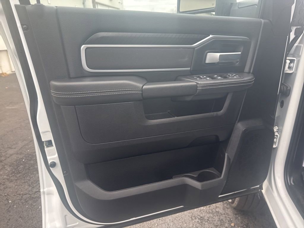 Used 2025 RAM 2500 Big Horn image 17