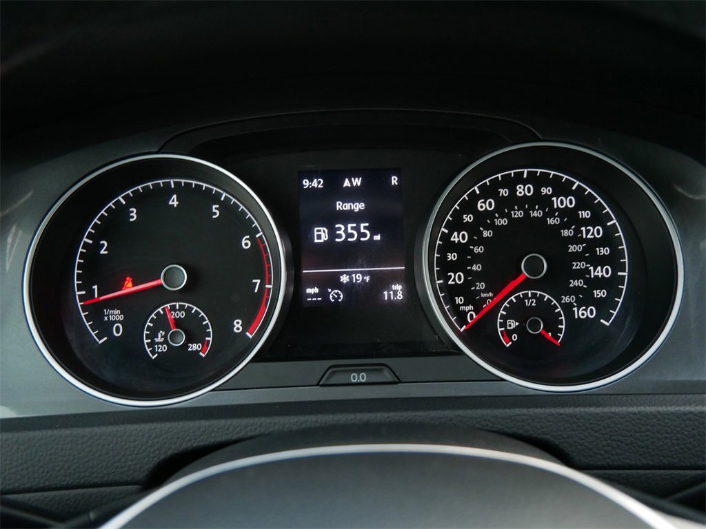 Used 2017 Volkswagen Golf Alltrack SEL image 24