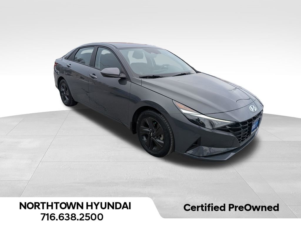 Used 2023 Hyundai Elantra SEL image 12