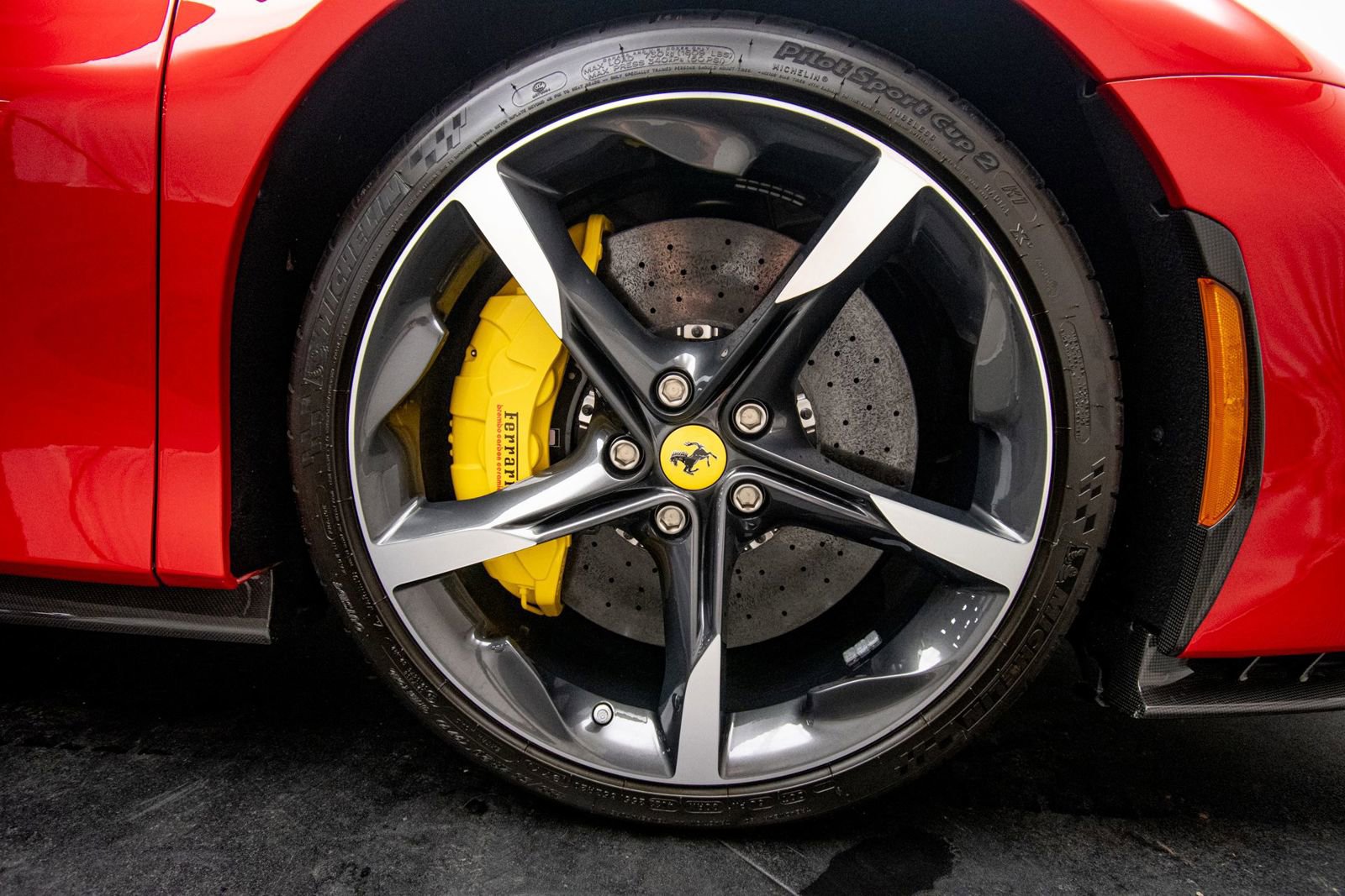 Used 2022 Ferrari SF90 Spider image 50