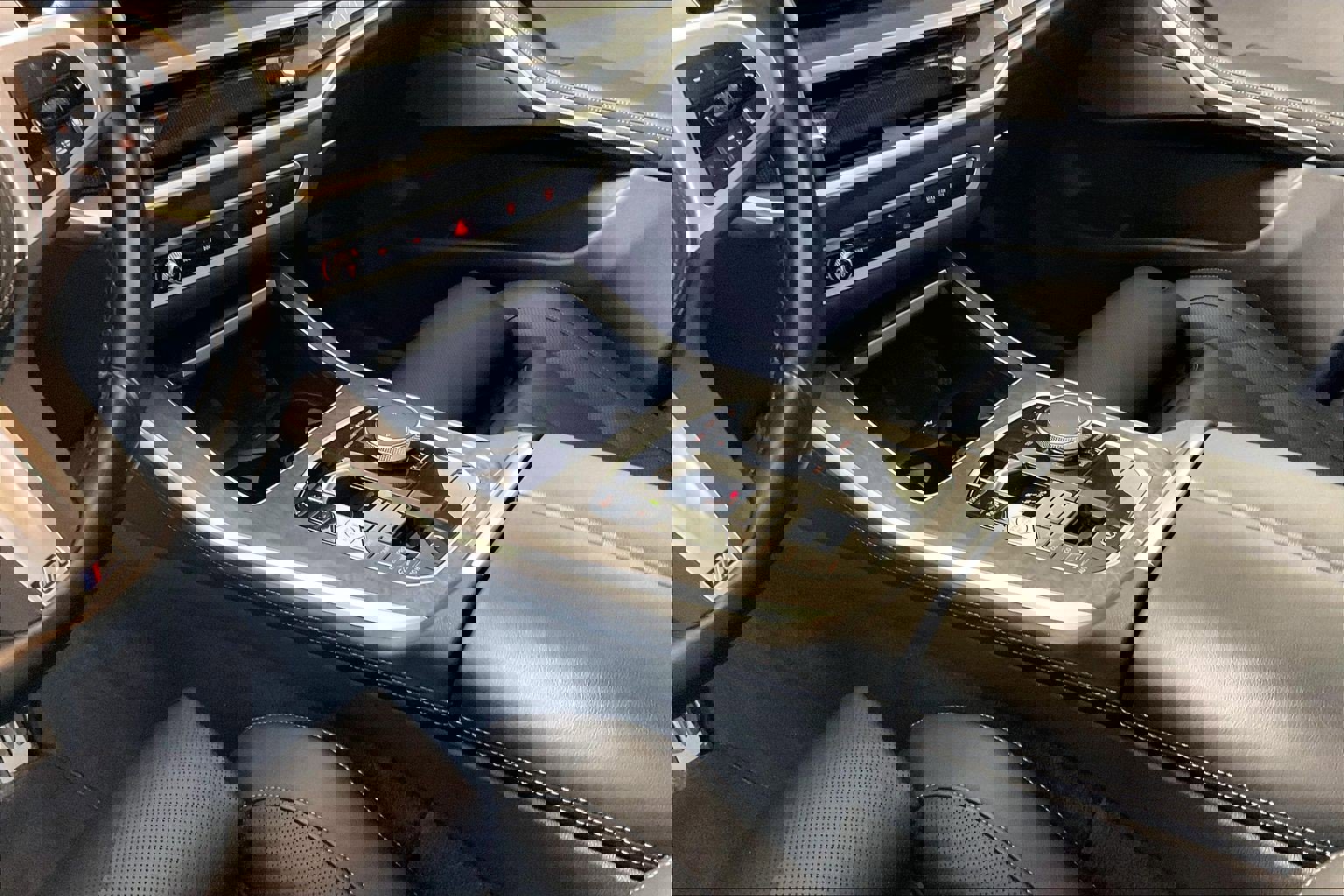 Certified 2024 BMW X5 xDrive40i w/ M Sport Package image 15