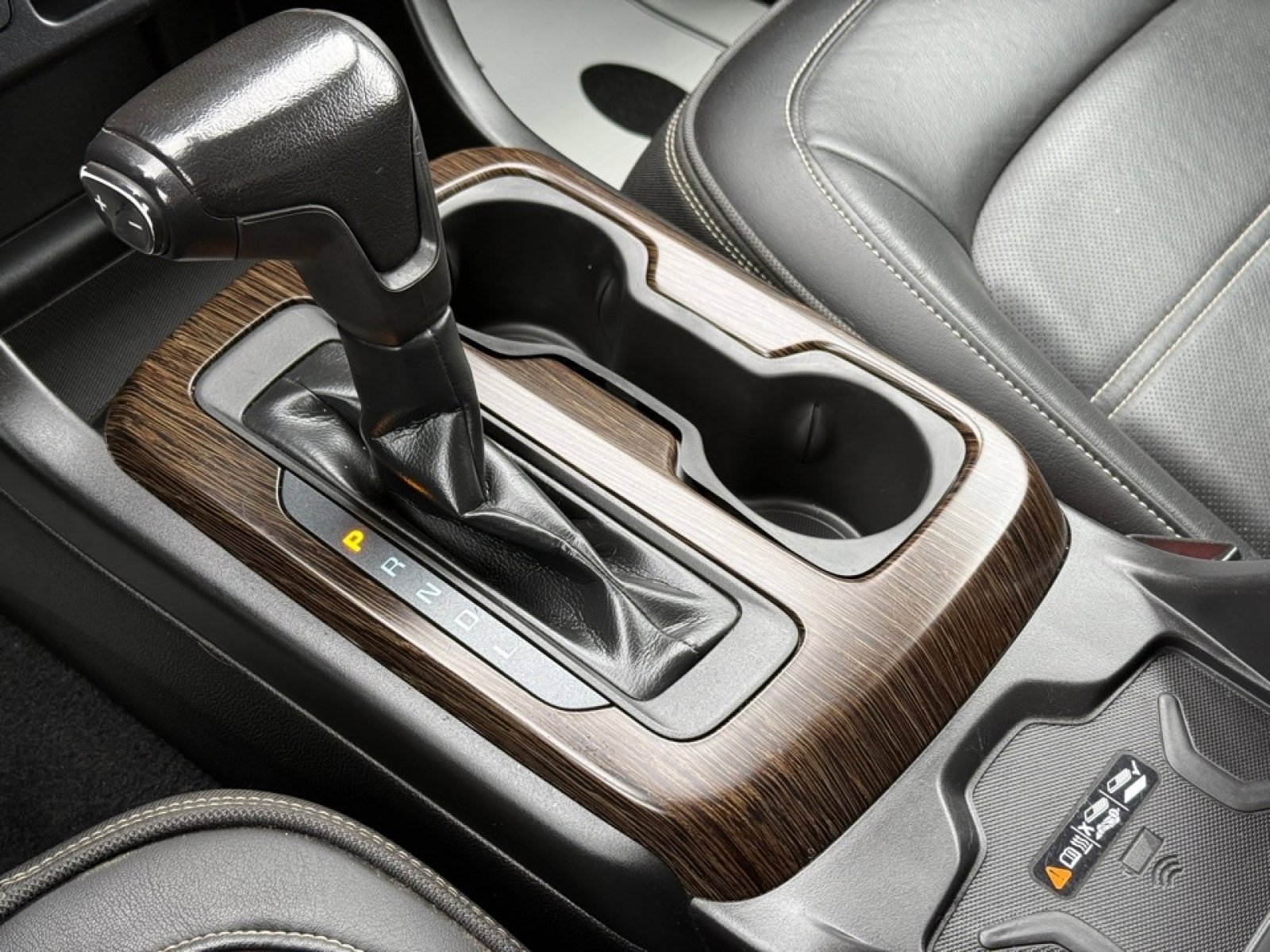 Used 2020 GMC Canyon Denali image 30