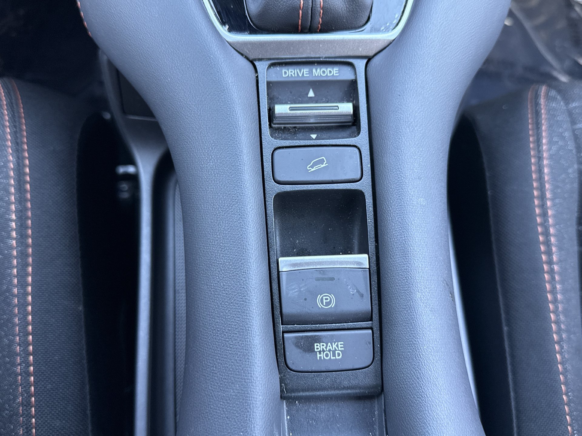 Used 2025 Honda HR-V Sport image 10