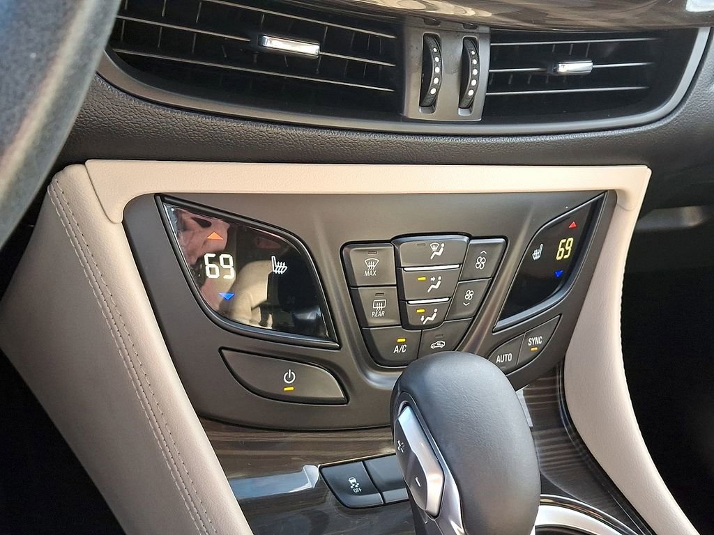 Used 2020 Buick Envision Preferred image 15