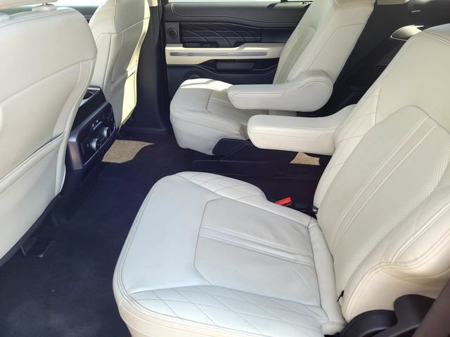 Used 2021 Ford Expedition Max Platinum AWD/4WD image 13