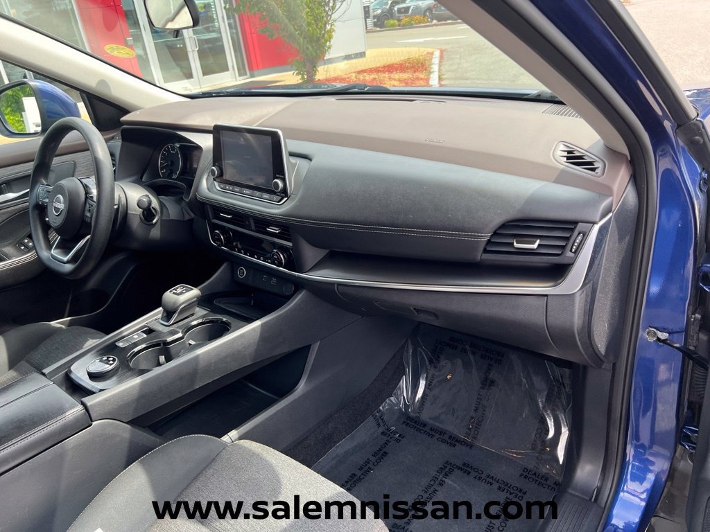 Used 2023 Nissan Rogue SV AWD/4WD image 24