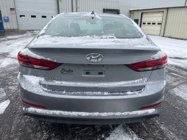 Used 2017 Hyundai Elantra SE image 7