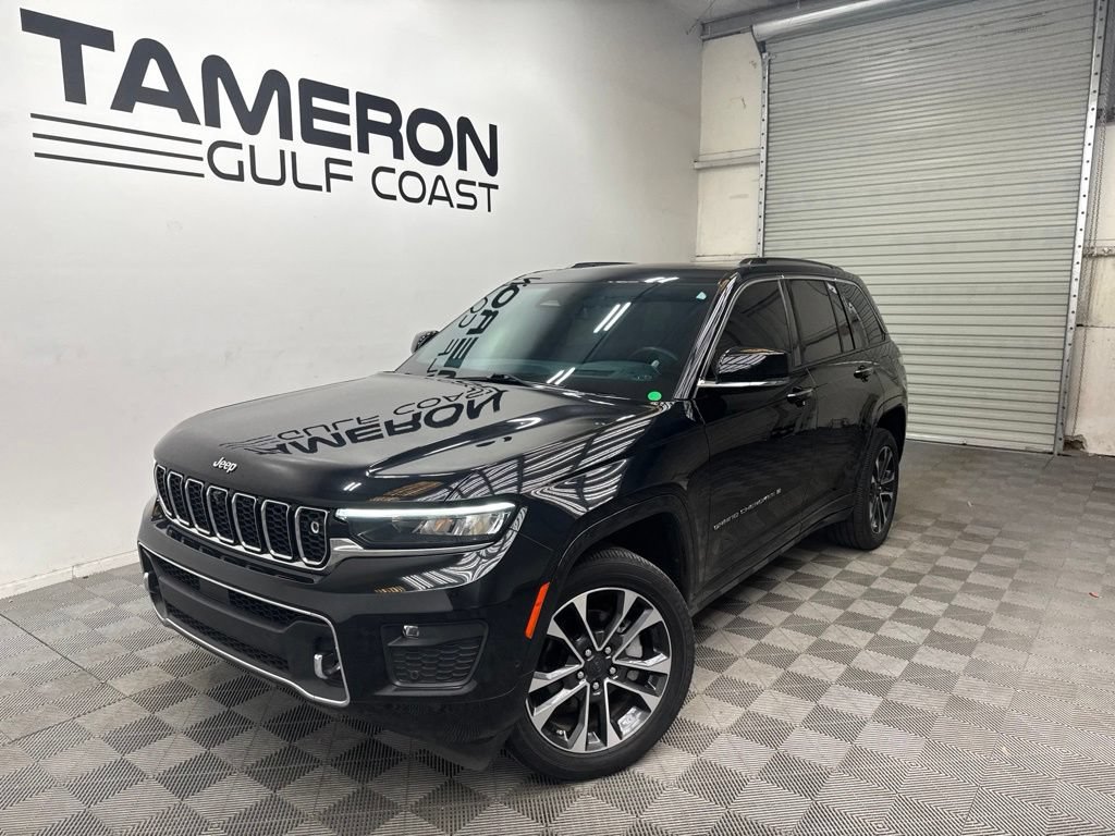 Used 2023 Jeep Grand Cherokee Overland w/ Adv Protech Group III AWD/4WD image 2
