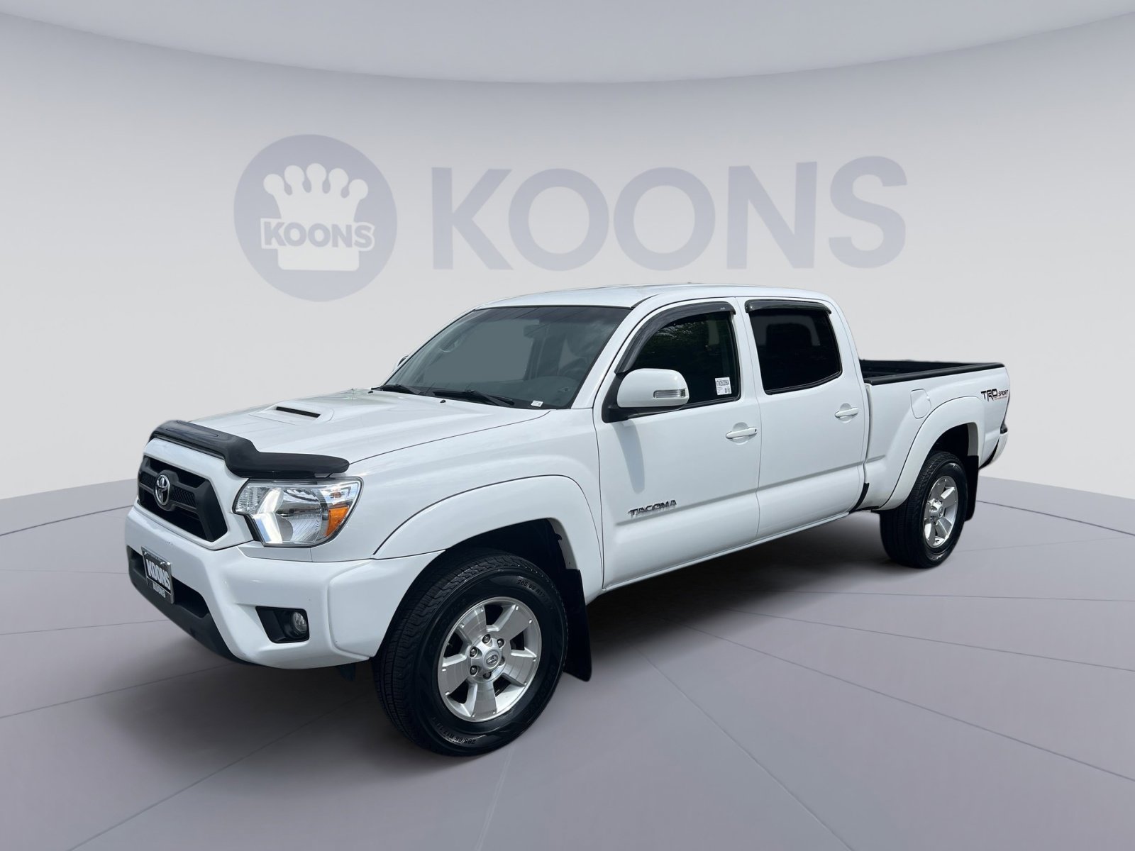 Used 2015 Toyota Tacoma 4x4 Double Cab w/ TRD Sport Package image 1