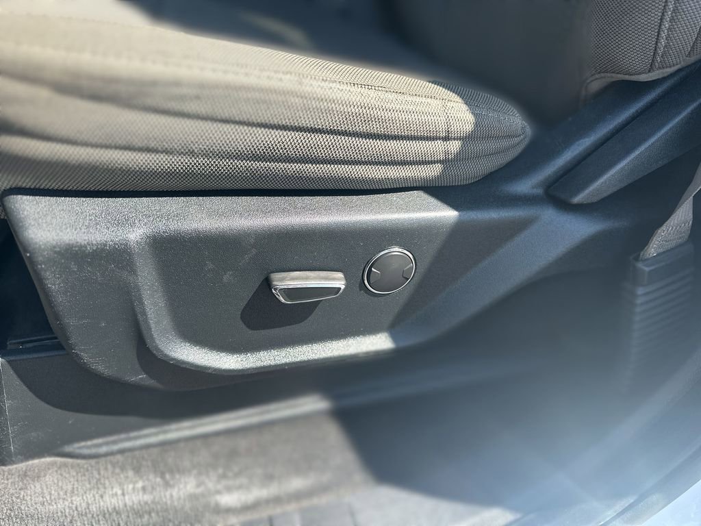 Used 2019 Ford F350 XLT w/ XLT Premium Package image 14