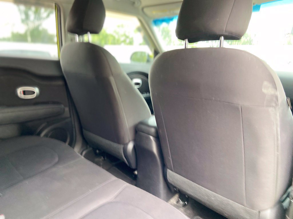 Used 2015 Kia Soul FWD image 23