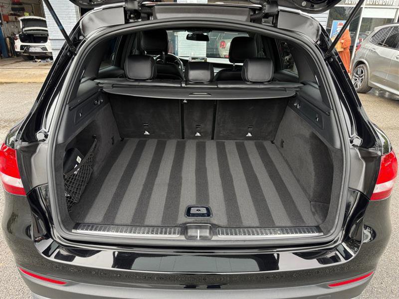 Used 2018 Mercedes-Benz GLC 300 image 17