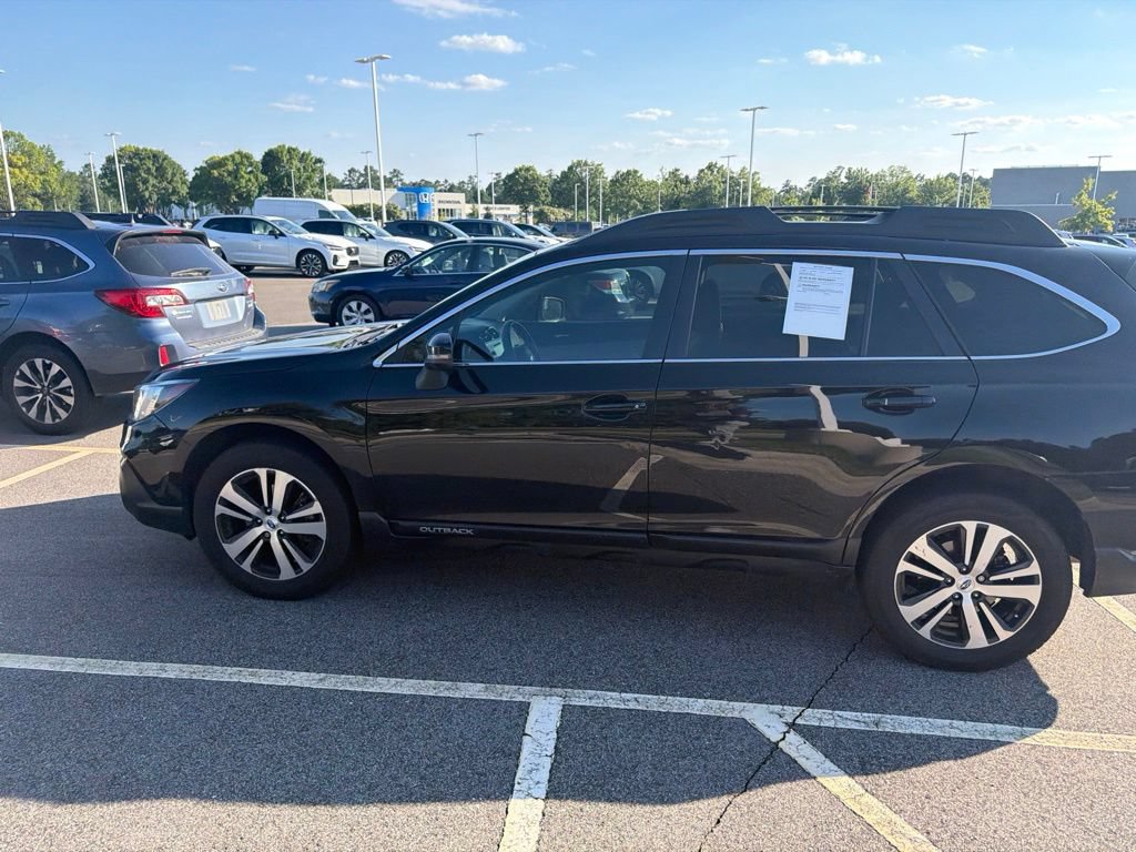 Used 2018 Subaru Outback 2.5i Limited AWD/4WD image 21