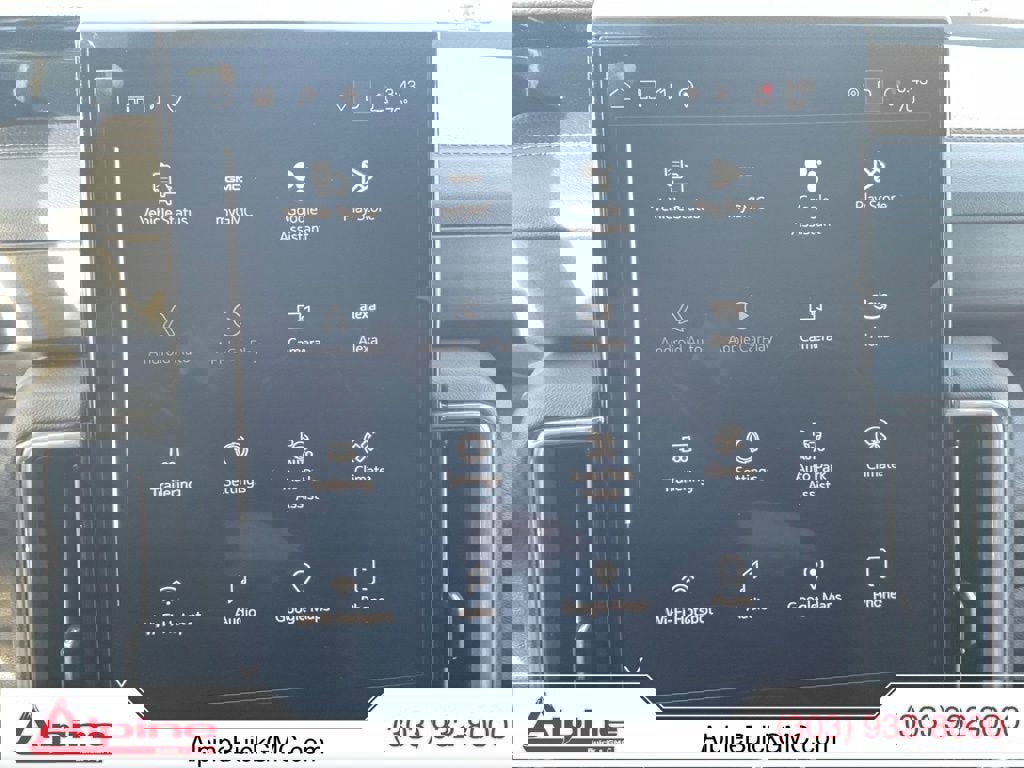 Used 2025 GMC Yukon XL Denali image 16