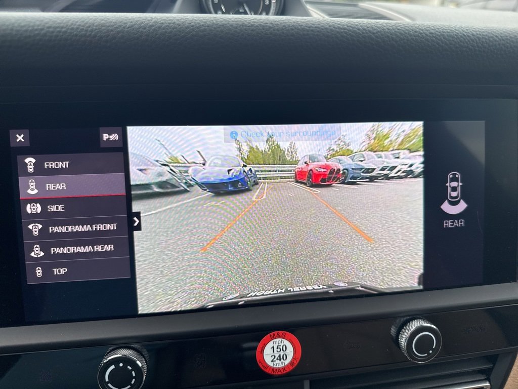 Used 2025 Porsche Macan image 50
