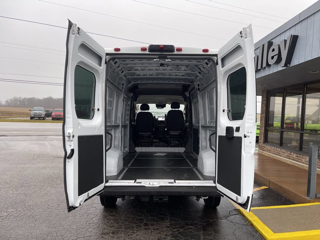 New 2025 RAM ProMaster 3500 w/ Premium Convenience Group FWD image 6