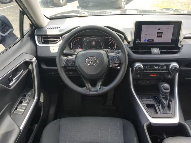 Used 2024 Toyota RAV4 XLE w/ Convenience Package FWD image 18