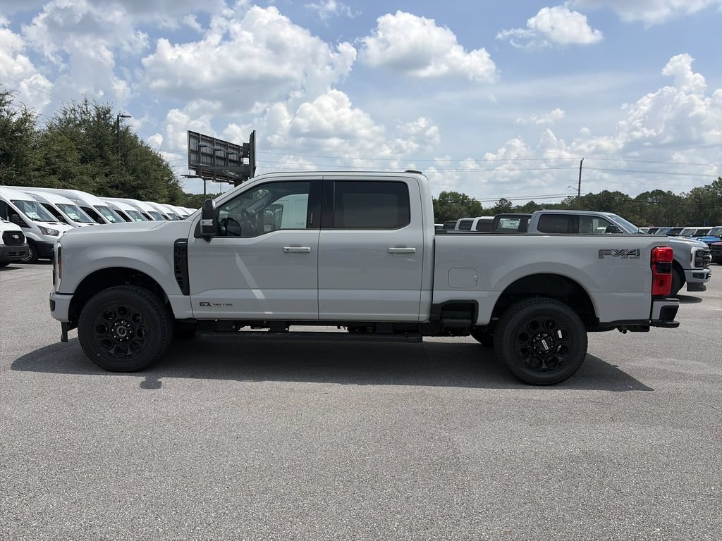 New 2026 Ford F250 Lariat w/ Black Appearance Package AWD/4WD image 4