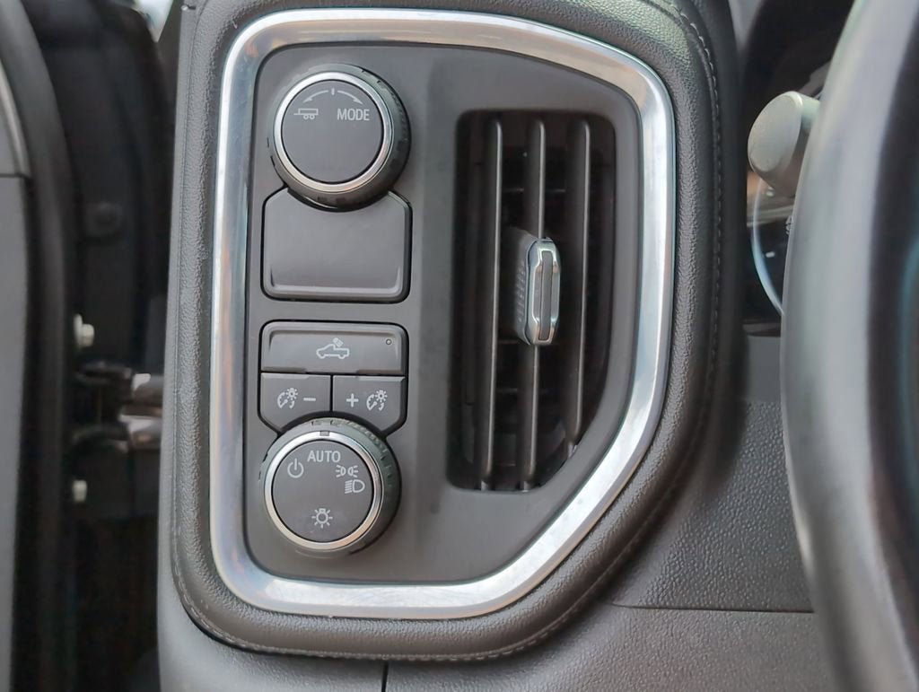 Used 2021 Chevrolet Silverado 1500 LT RWD image 27