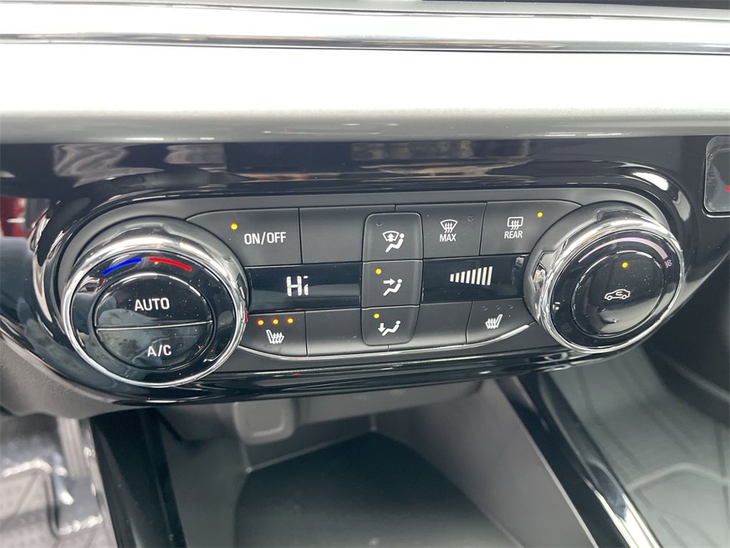 New 2026 Chevrolet Trax LT w/ Driver Confidence Package image 18