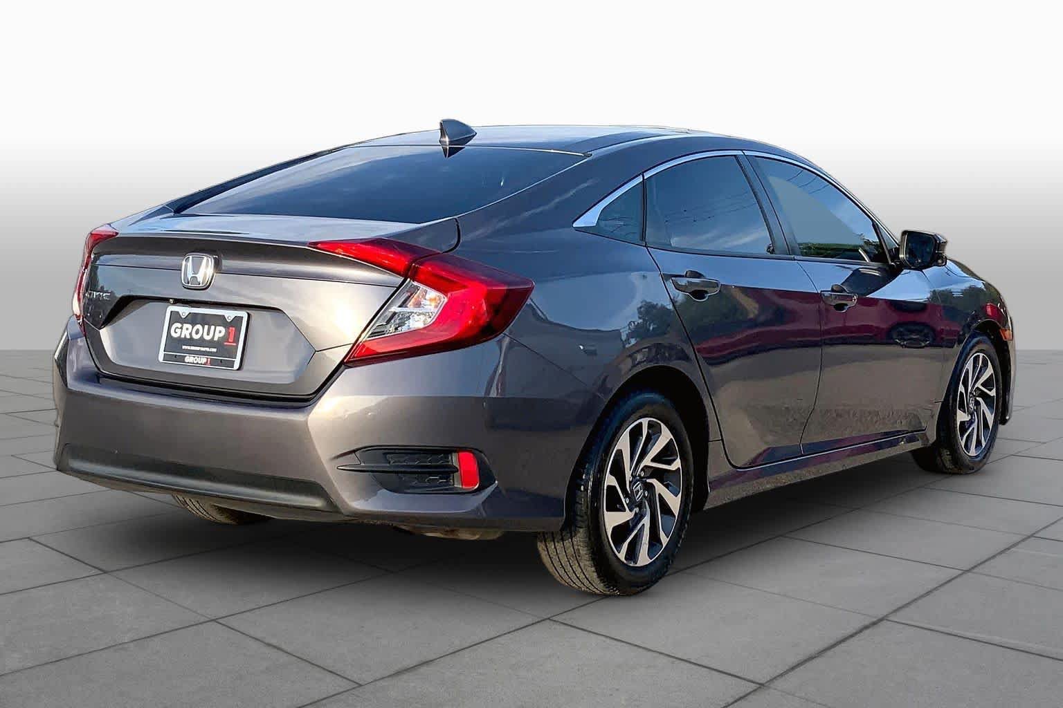 Used 2017 Honda Civic EX image 12