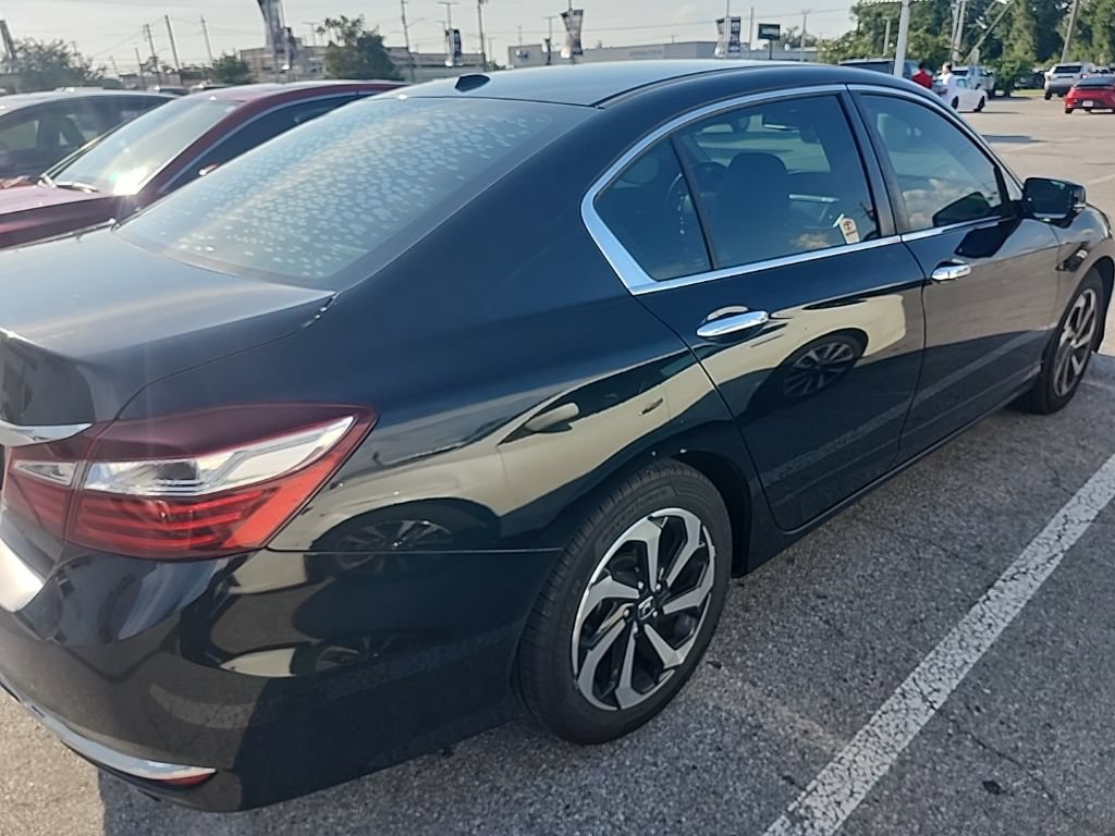 Used 2017 Honda Accord EX-L image 20