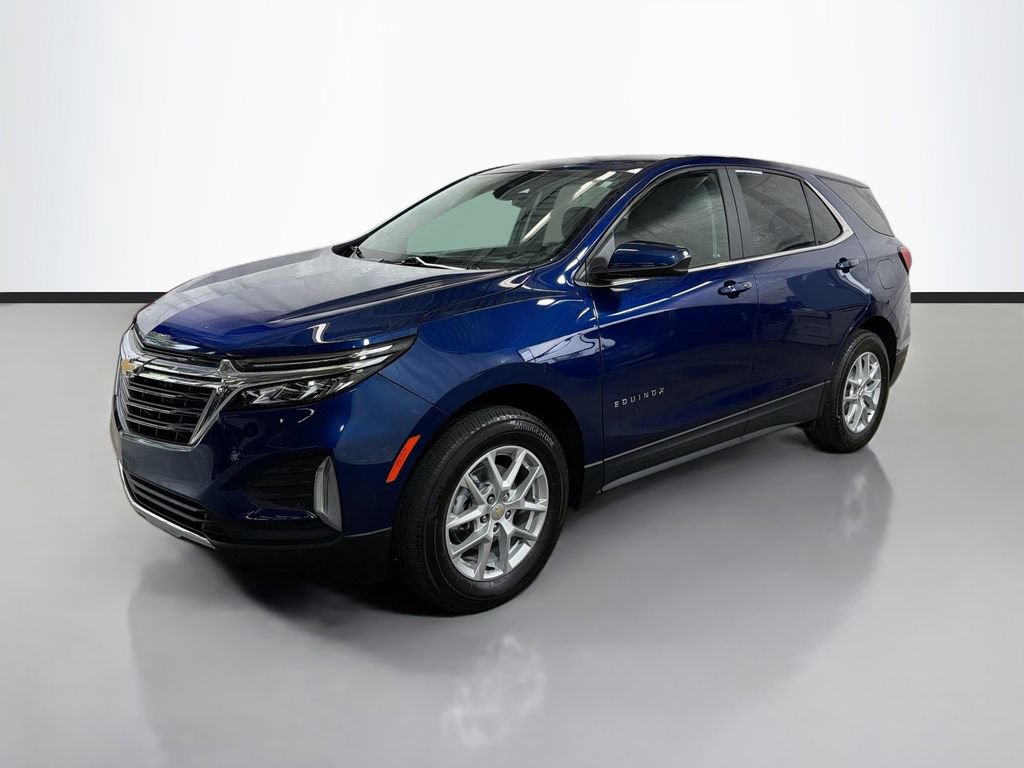 Used 2023 Chevrolet Equinox LT w/ Driver Convenience Package AWD/4WD image 5