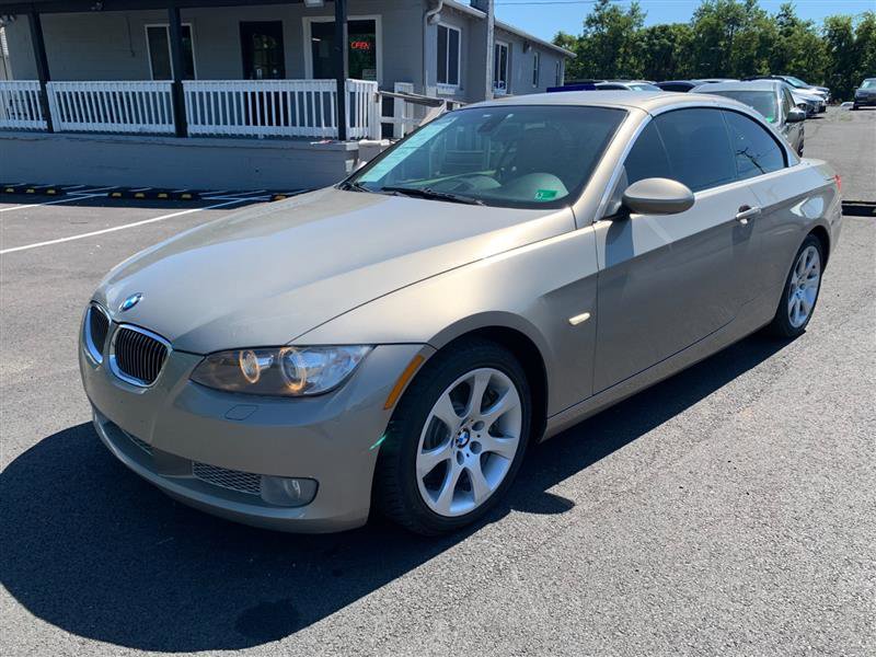 Used 2009 BMW 335i Convertible image 14