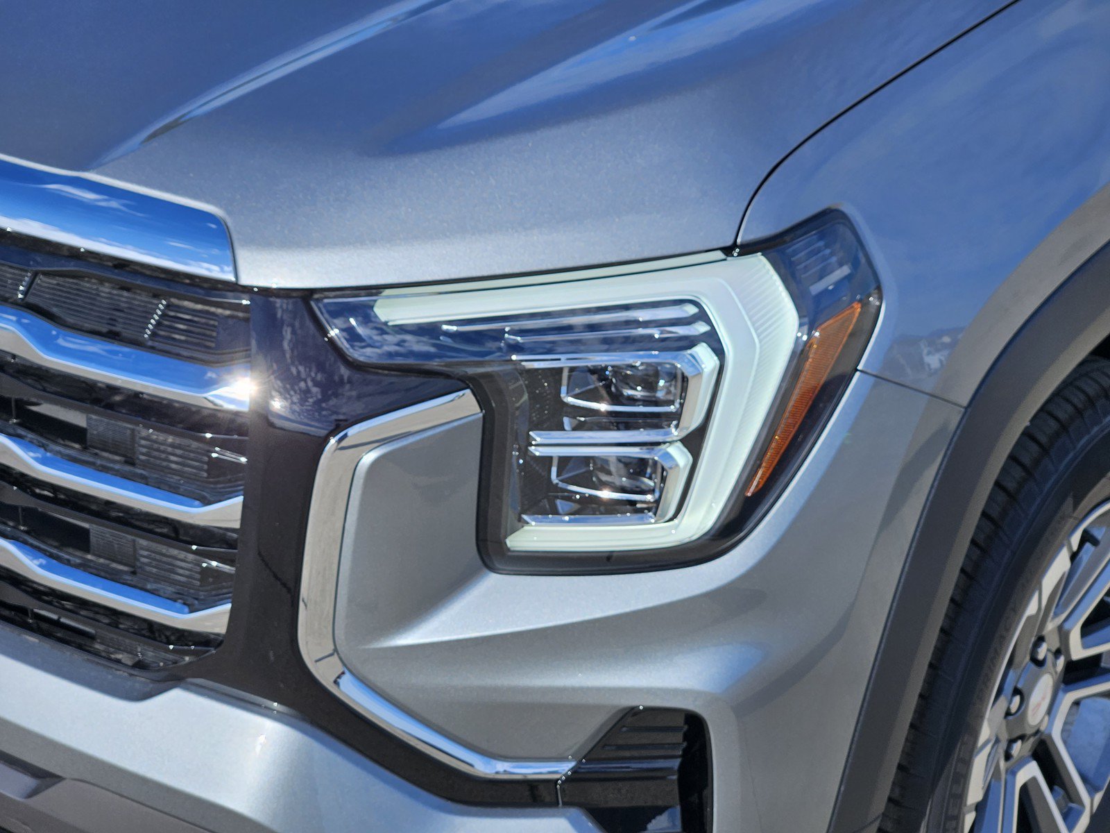 New 2027 GMC Terrain Elevation FWD image 5