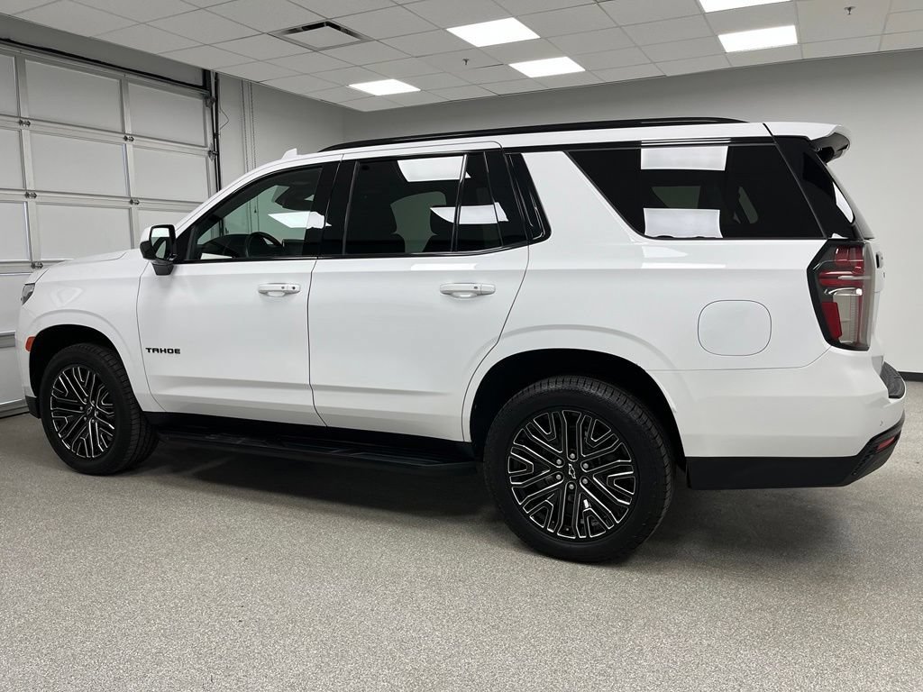 Used 2023 Chevrolet Tahoe RST AWD/4WD image 7