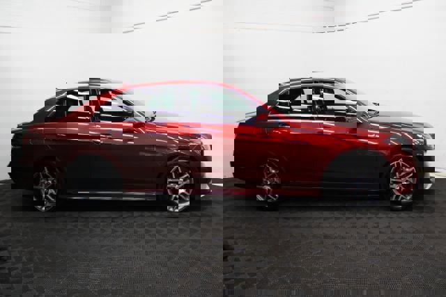 Used 2015 Mercedes-Benz E 350 4MATIC w/ Parking Assist Package image 4