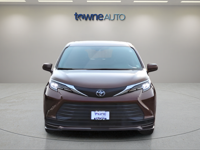 Used 2022 Toyota Sienna LE FWD image 8