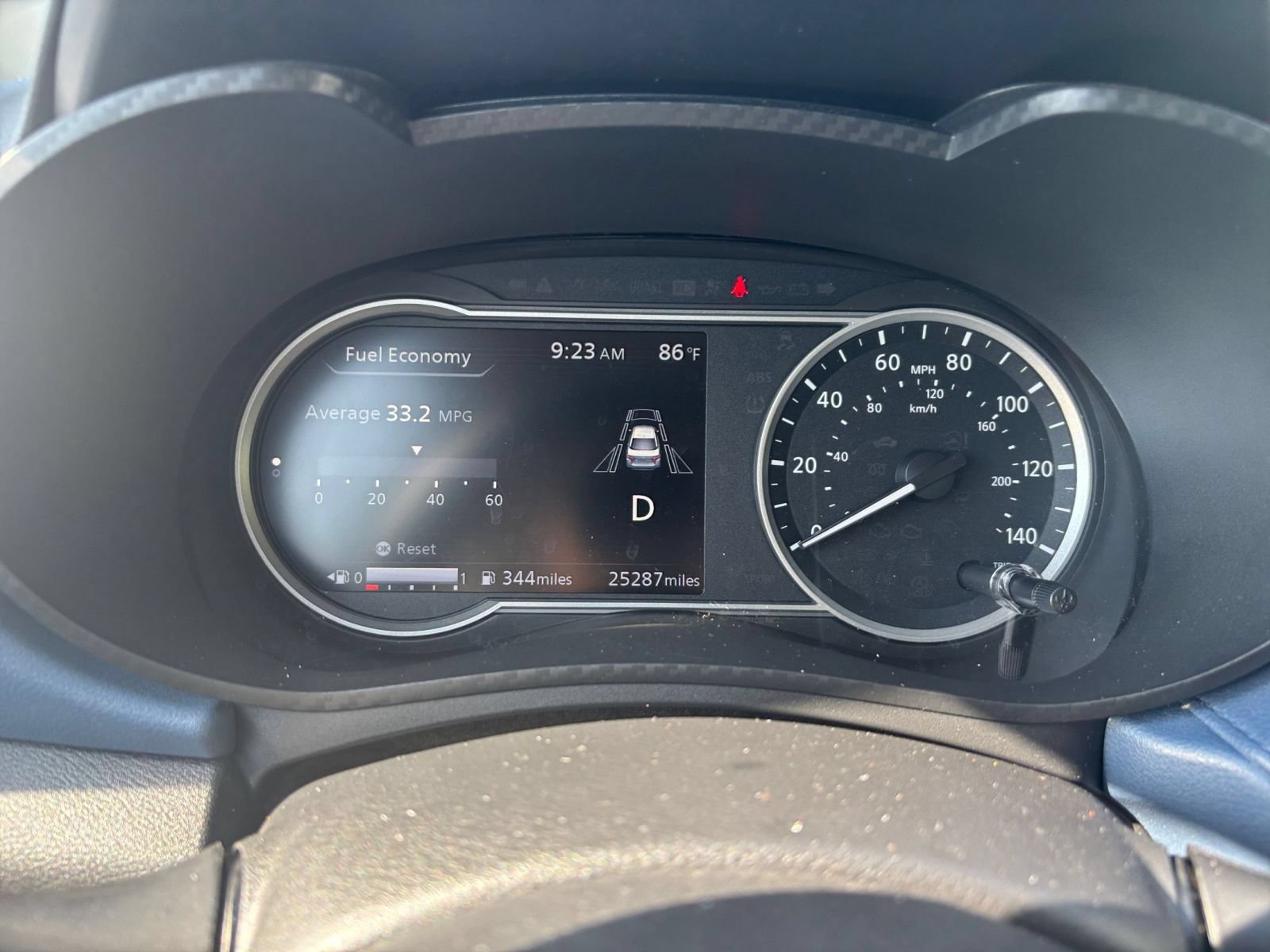 Used 2025 Nissan Versa SV FWD image 35