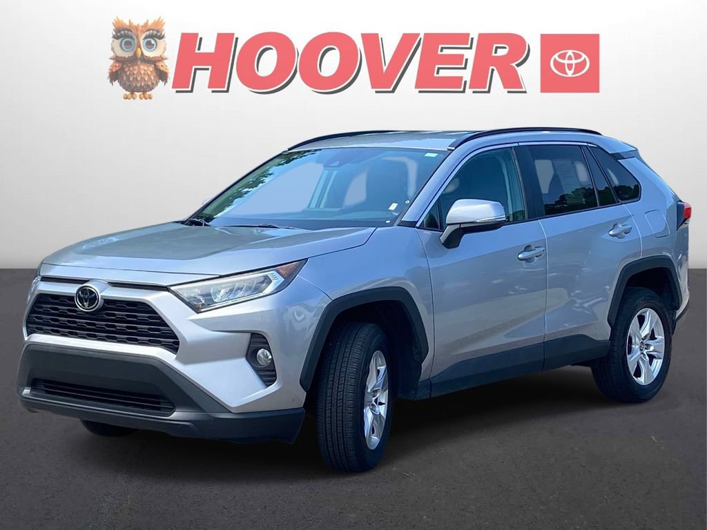 Used 2021 Toyota RAV4 XLE FWD image 3