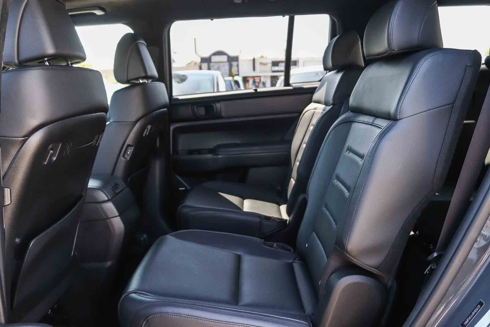 Certified 2024 Hyundai Santa Fe Calligraphy image 18