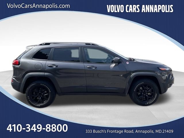 Used 2016 Jeep Cherokee Trailhawk w/ Comfort/Convenience Group AWD/4WD image 8