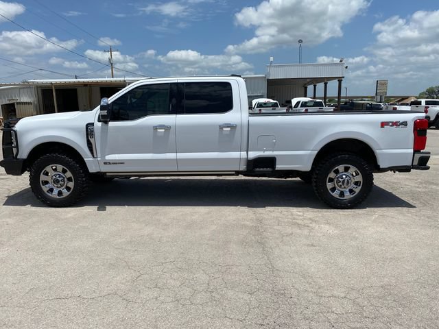 Used 2024 Ford F250 Lariat w/ Lariat Ultimate Package AWD/4WD image 3