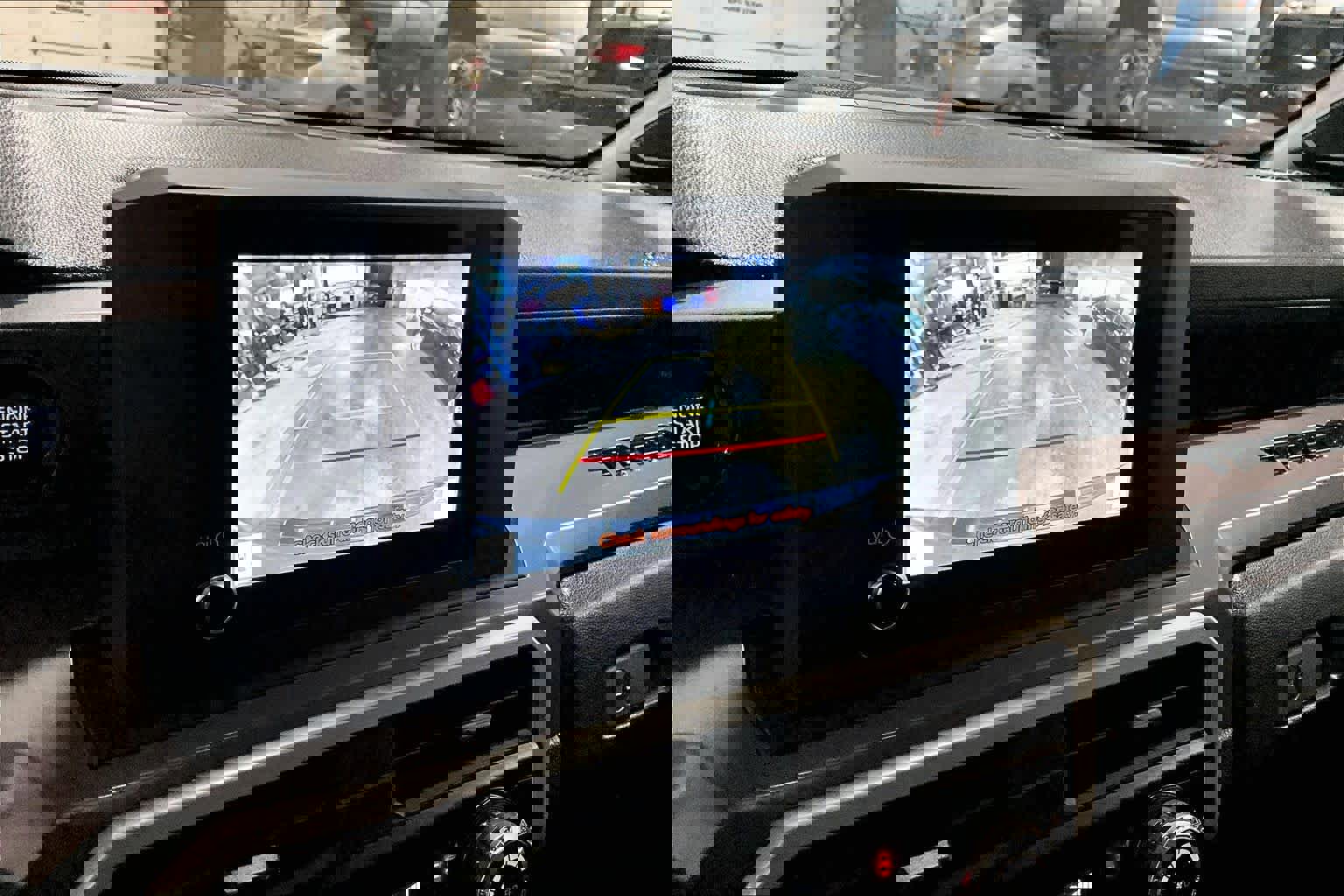 Certified 2025 Toyota Tacoma SR5 image 27