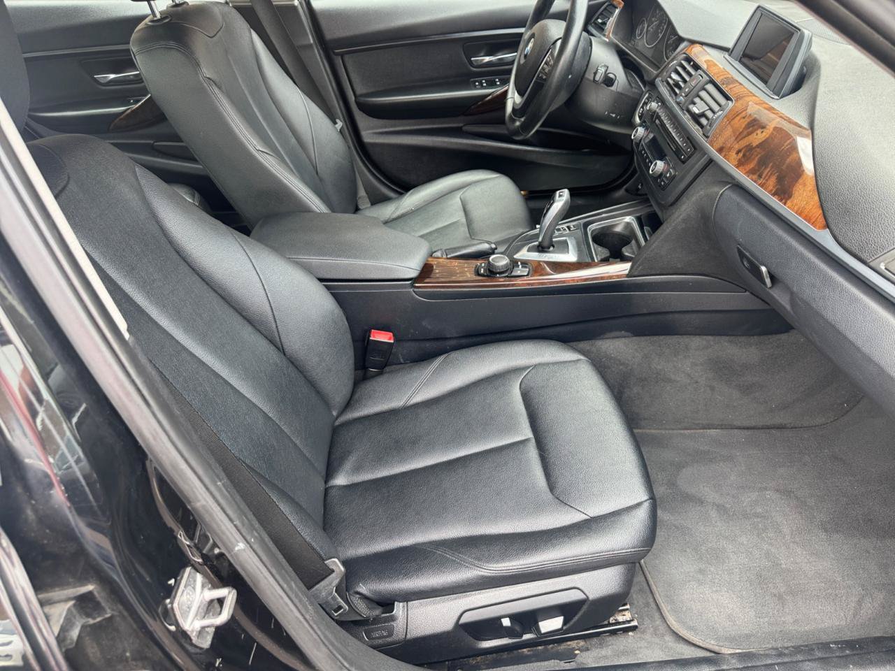 Used 2015 BMW 328i xDrive Sedan AWD/4WD image 13