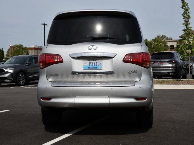 Used 2017 INFINITI QX80 4WD w/ Driver Assistance Package image 9