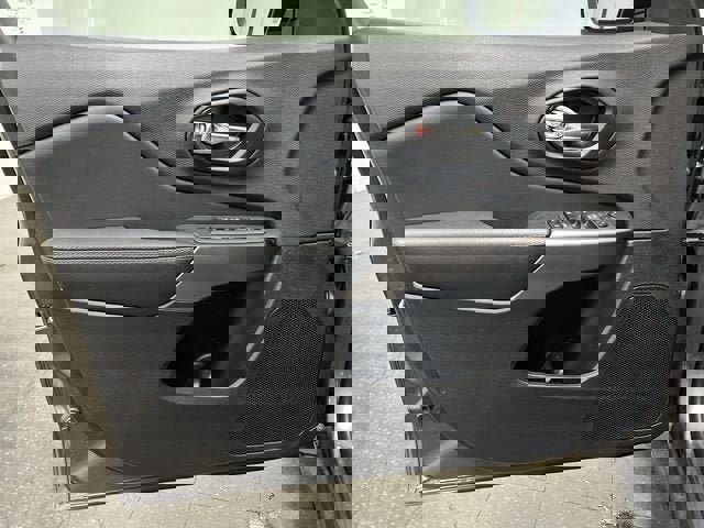 Used 2022 Jeep Cherokee Latitude Lux image 21