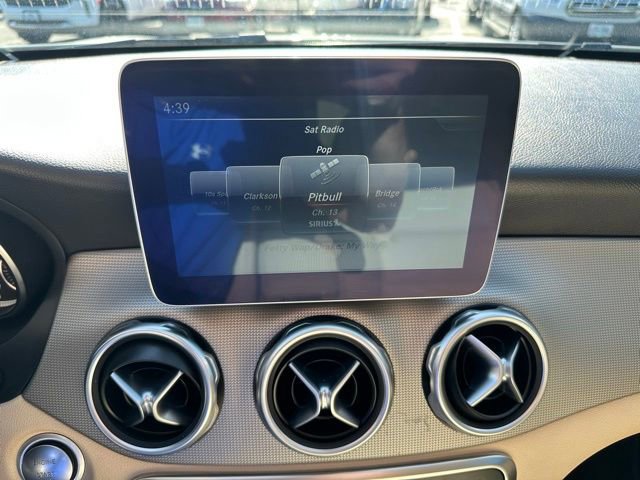 Used 2018 Mercedes-Benz GLA 250 4MATIC image 22