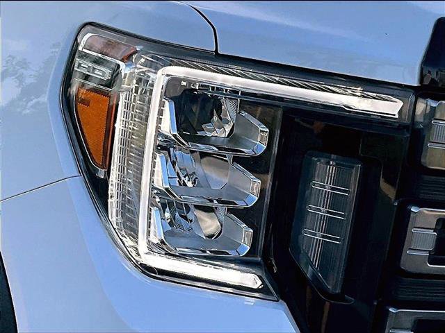 Used 2023 GMC Sierra 2500 AT4 w/ AT4 Premium Plus Package image 29