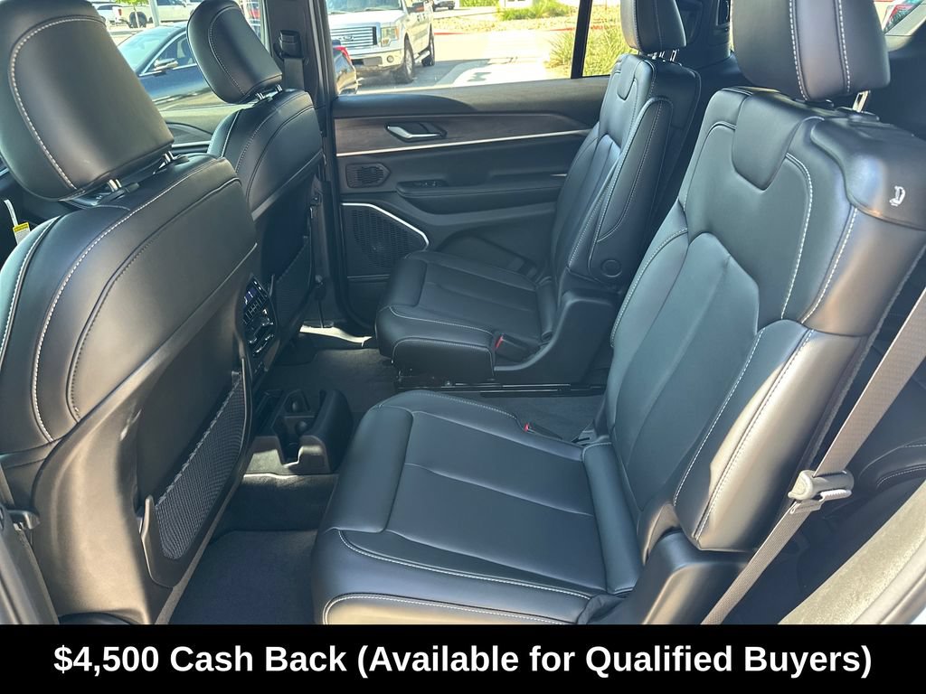 New 2026 Jeep Grand Cherokee L Limited AWD/4WD image 33