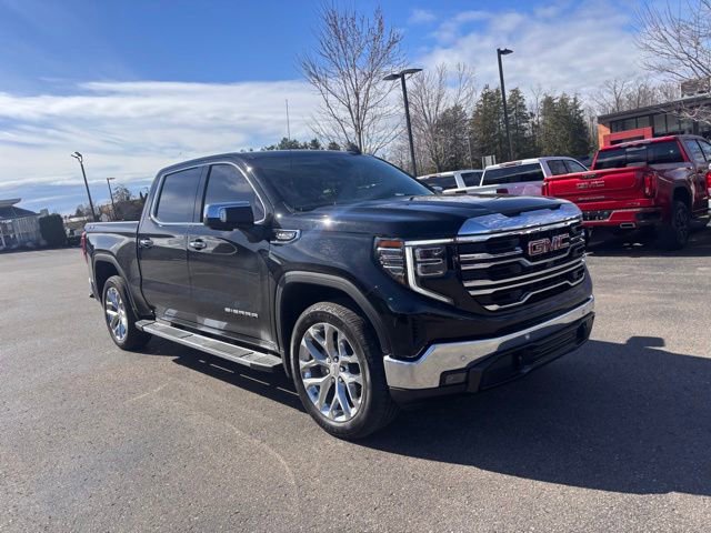 Used 2024 GMC Sierra 1500 SLT w/ SLT Premium Plus Package AWD/4WD image 4