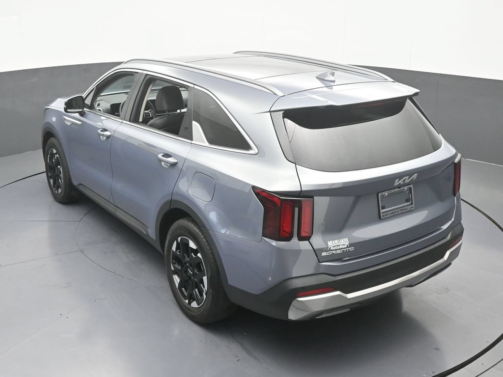 Used 2025 Kia Sorento S w/ Panoramic Sunroof Package FWD image 54