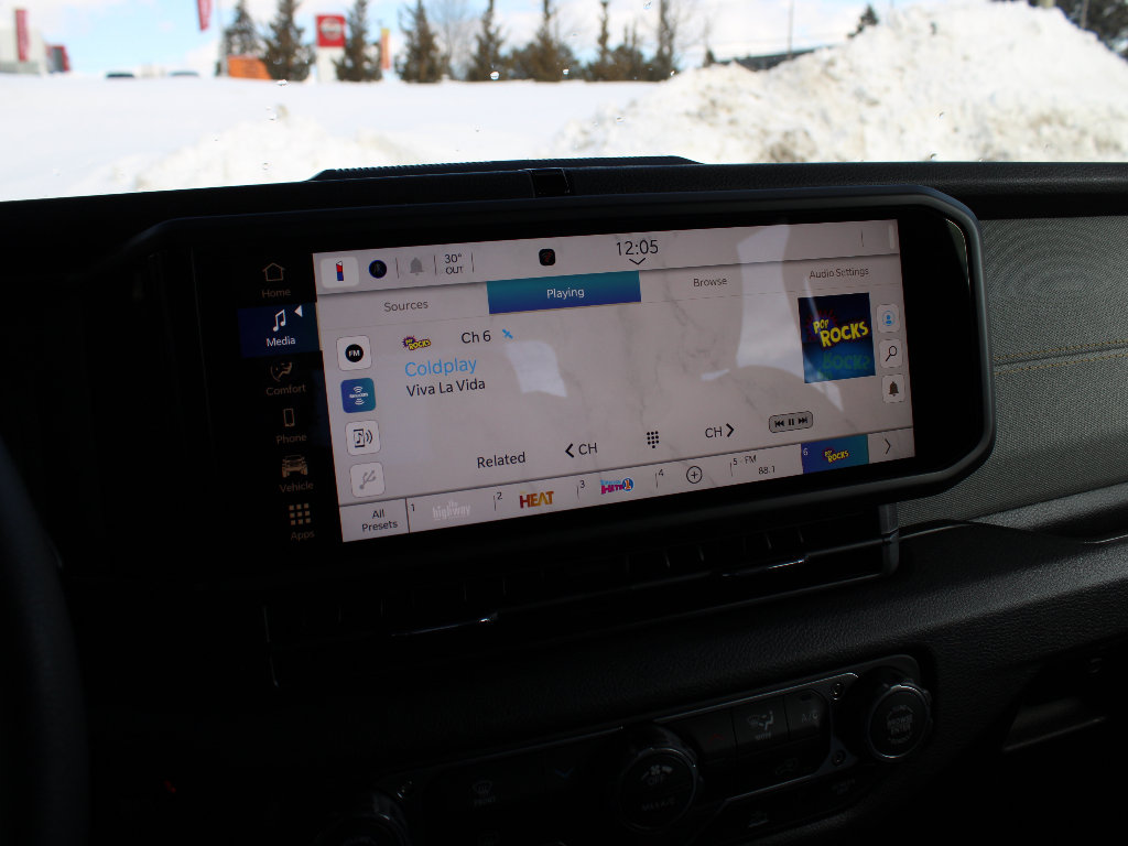 New 2026 Jeep Gladiator Sport image 20