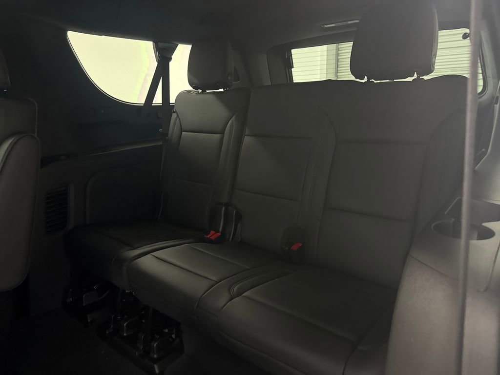 New 2026 Chevrolet Suburban Z71 w/ Z71 Off-Road Package AWD/4WD image 13
