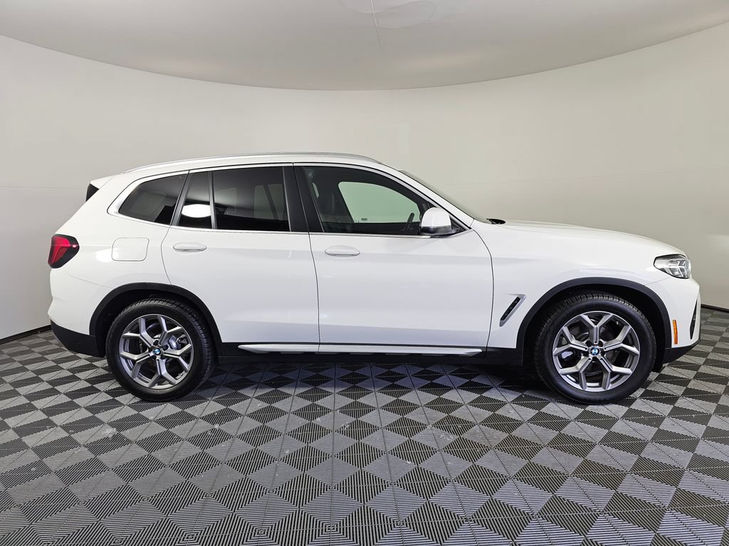Used 2024 BMW X3 xDrive30i AWD/4WD image 8