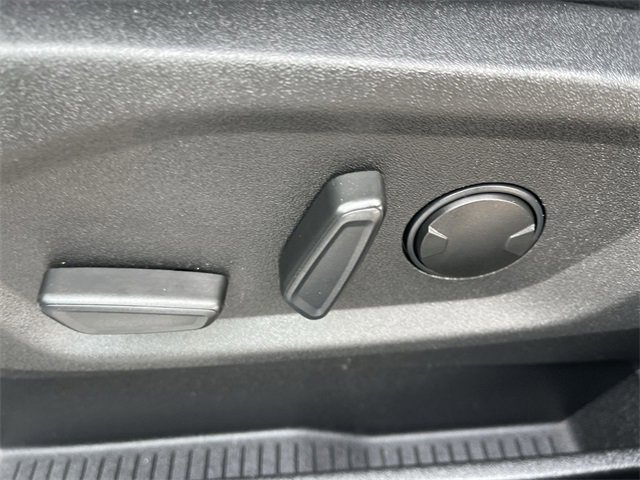 Used 2024 Ford Edge ST-Line image 12